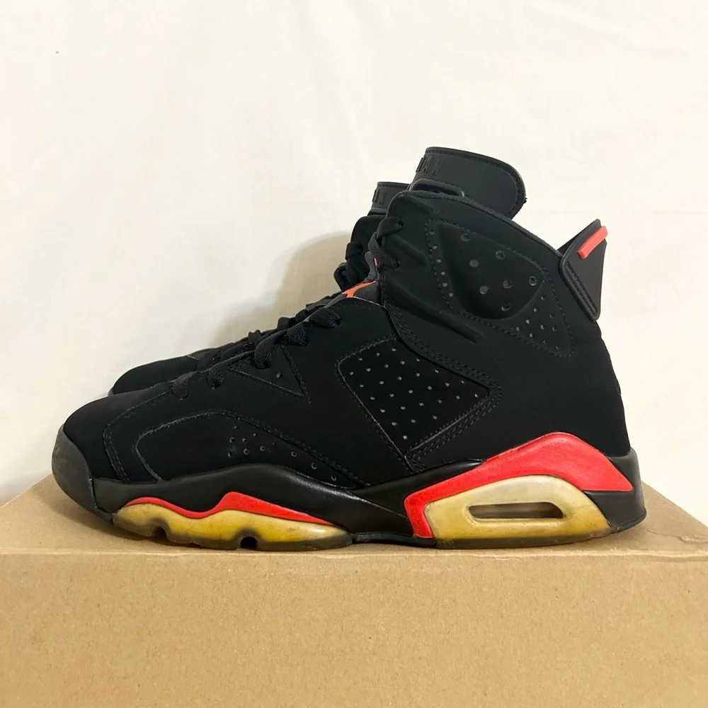 AUTHENTIC Jordan 6 Retro Infrared size 9 384664-060 2019 PRE-OWNED
